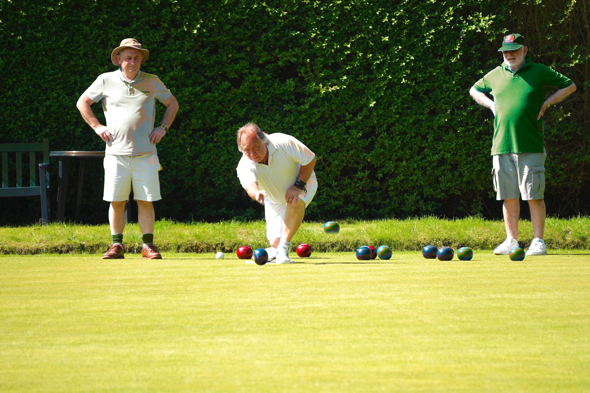 All whites busy bowling green Vic Sean Ronnie rollup copy0012